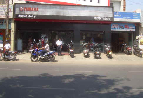 DSCN9122.JPG (50543 bytes)